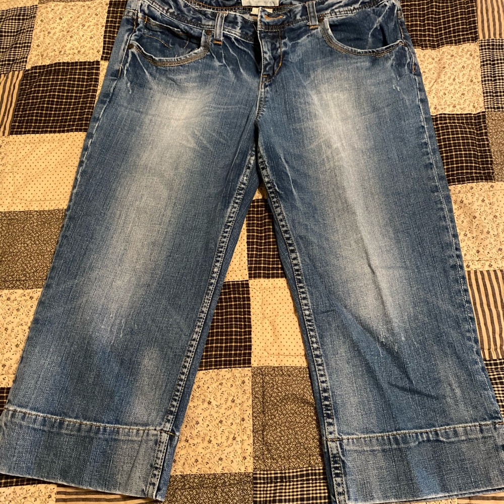 Maurices 13/14 Jean capris Cute!